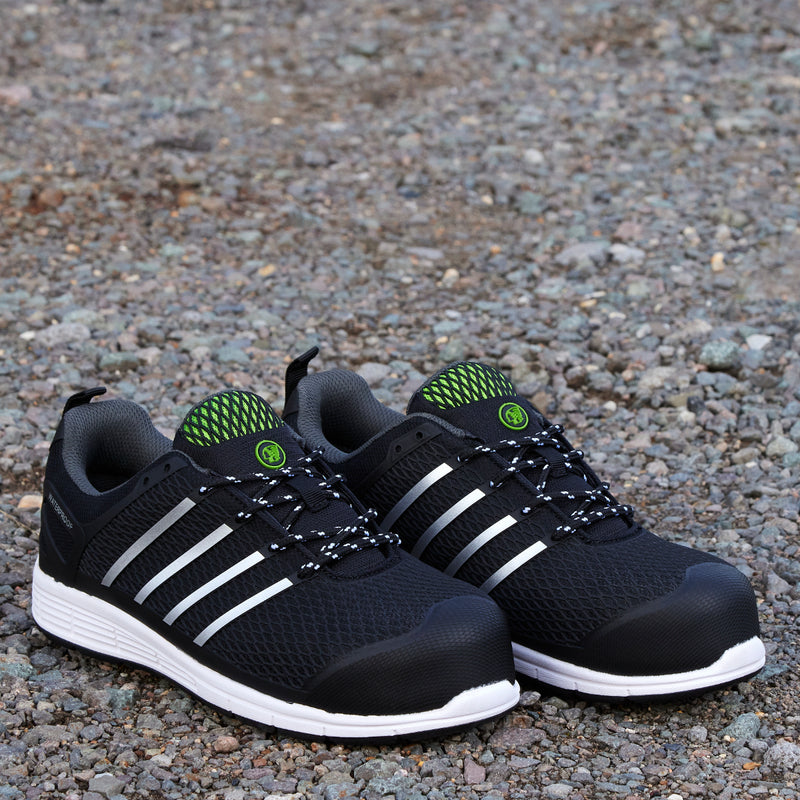 flexible high-traction sole of the Apache Motion WR.