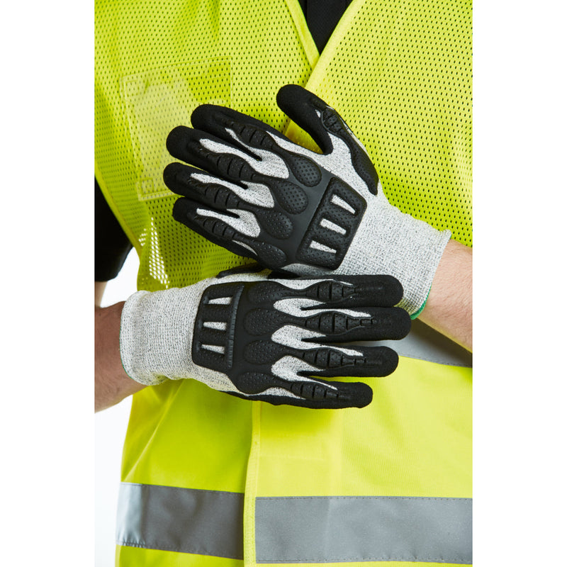 Worker showcasing the Portwest A723 mechanic's glove.