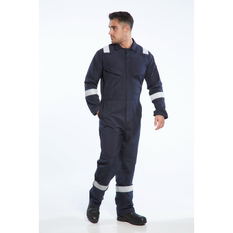 Action shot of a worker kneeling in the Portwest Araflame Coverall AF53.