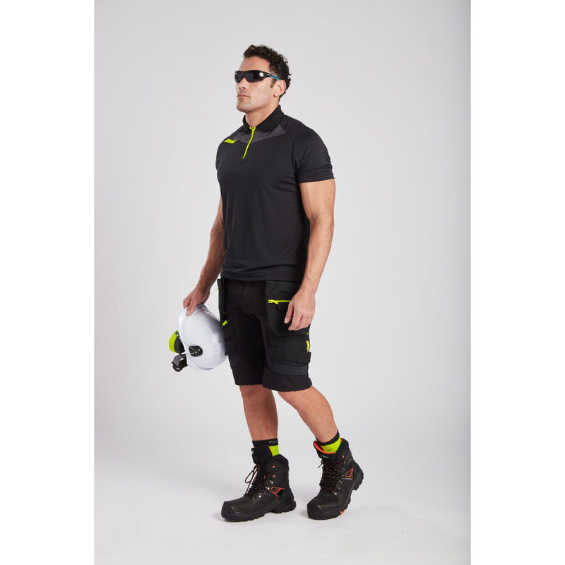Close-up on the holster pocket of the Portwest DX4 Holster Shorts