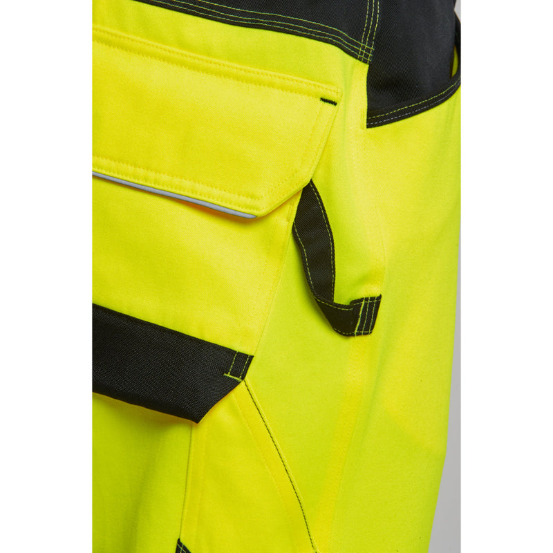 Knee pad pocket detail on the Portwest PW3 Hi-Vis Work Trouser.