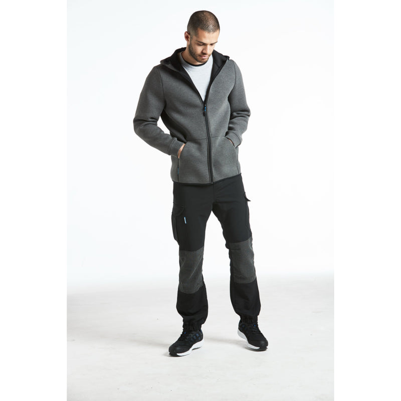 Action shot of a worker in the Portwest Technical Fleece.