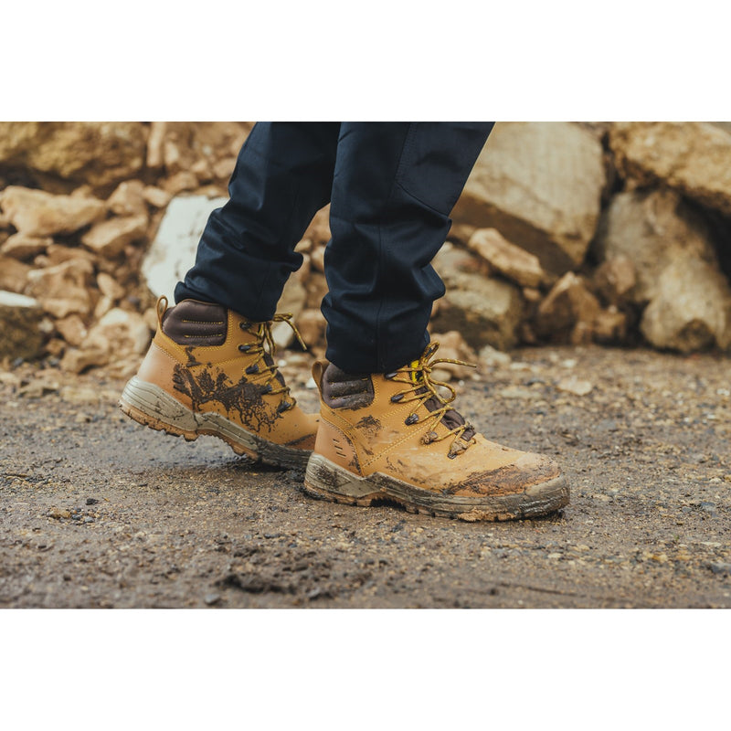 Detail of the eyelets on the honey 308C safety boot.