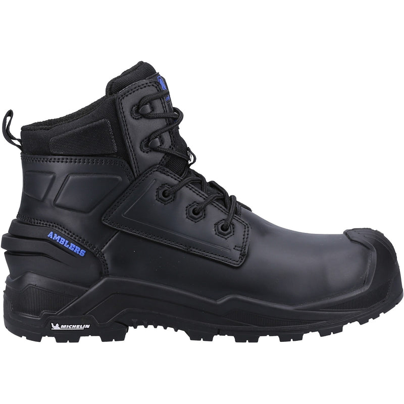 Close-up of the padded black collar on the wheat 980C boot.