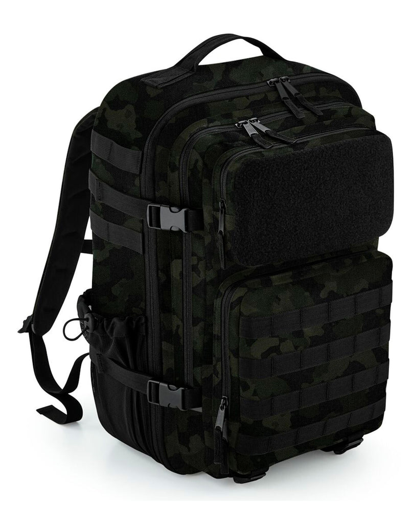 Close-up on the zipper and clip hardware of the cross-body bag.