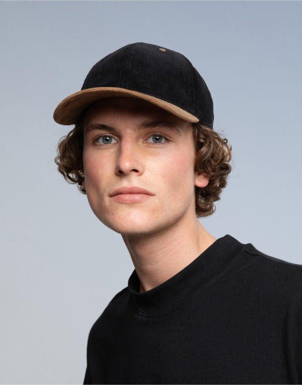 Flexfit Corduroy Classic Suede Cap - Black/Caramel