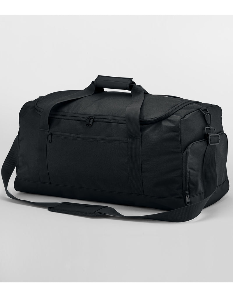 Close-up of the robust, adjustable shoulder strap and hardware on the Bagbase Large Training Holdall.