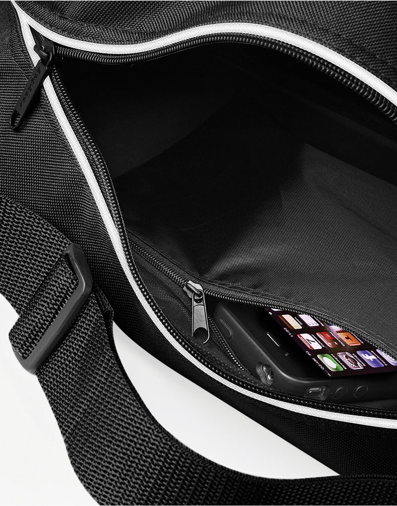 Detail of the rugged fabric on the camo barrel bag.