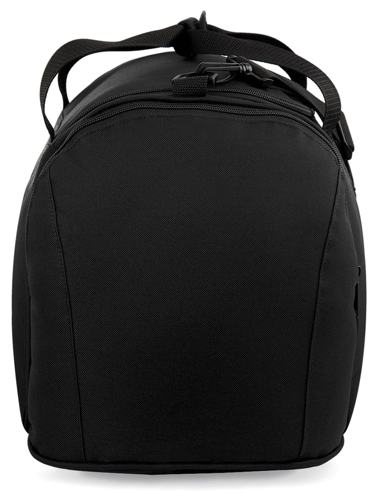 A bottle green recycled gymsac, side view.