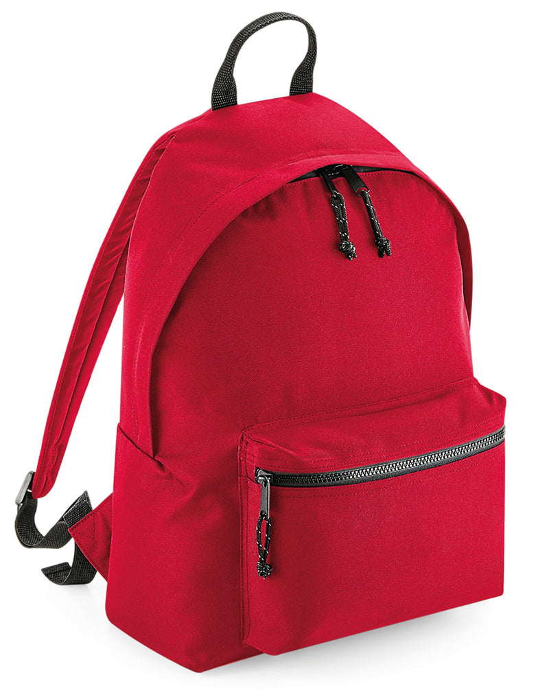 Vista trasera de la mochila reciclada Bagbase en negro con correas acolchadas.