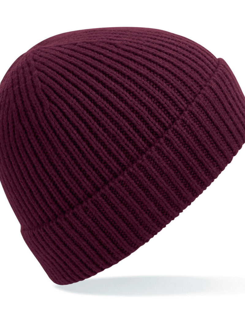 Rich burgundy Beechfield B380 organic cotton beanie, angled view.