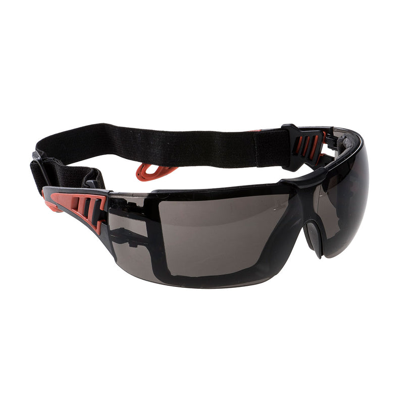 Portwest Tech Look Plus Spectacles (PS11) with smoke lenses and a comfortable foam gasket for outdoor use.