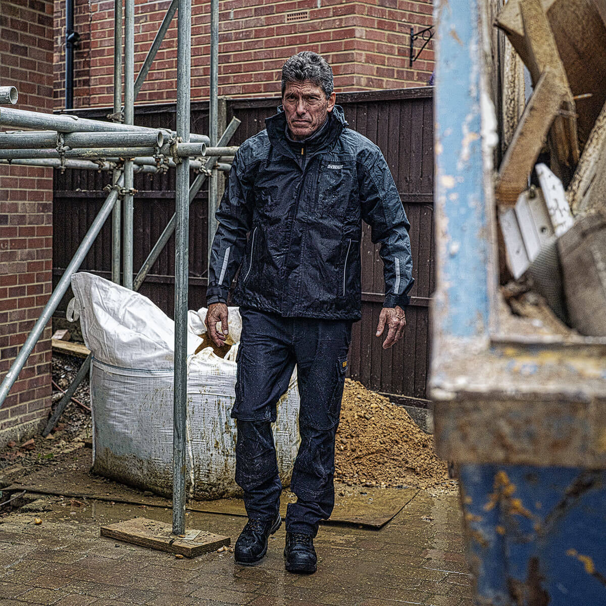 DeWalt Lightweight Waterproof Jacket