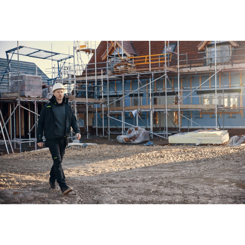 Apache Calgary 4-way stretch trousers, focusing on the multi-functional cargo pocket on the leg.