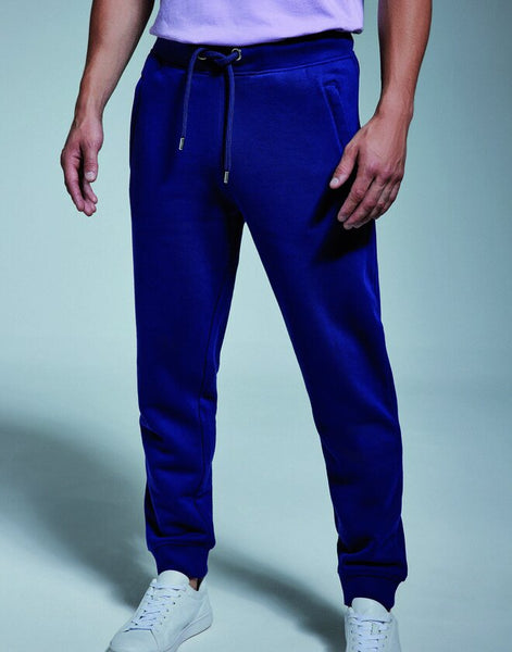 Studio product image of the stylish and comfortable Anthem AM030 jogpants.