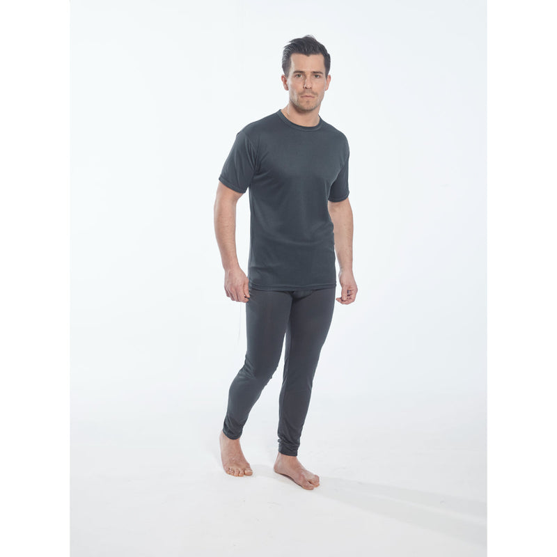 Close-up on the fabric and waistband of the Portwest thermal baselayer leggings.