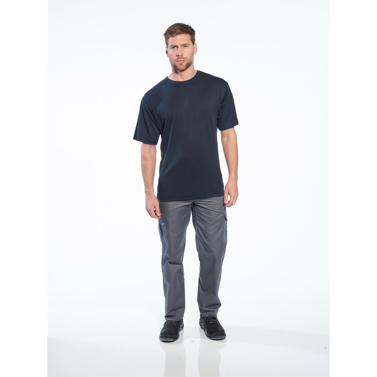 Portwest C701 Combat Trousers, button and zipper detail
