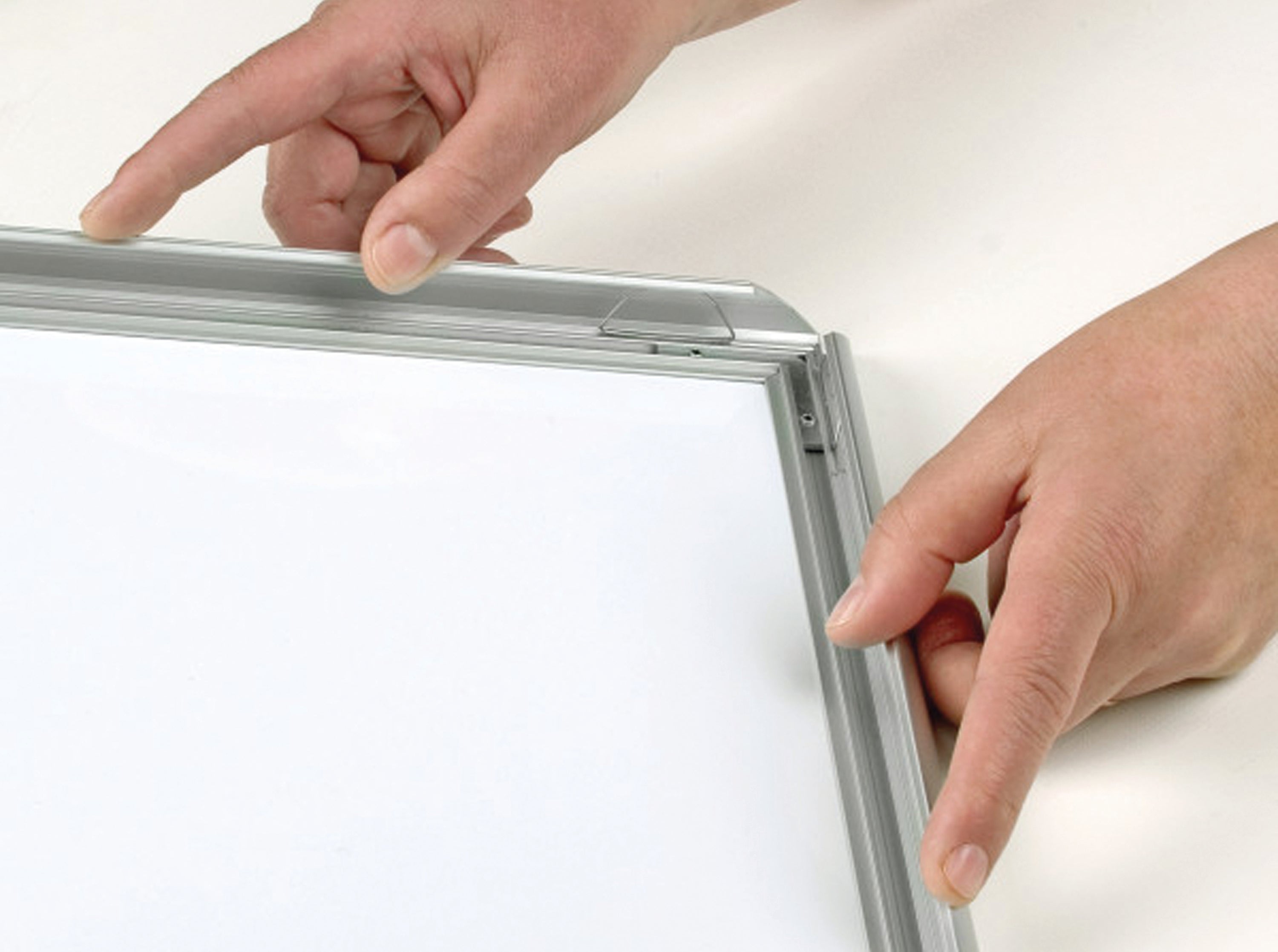 Bi-Office Aluminium Snap Frame A4 VT720415370