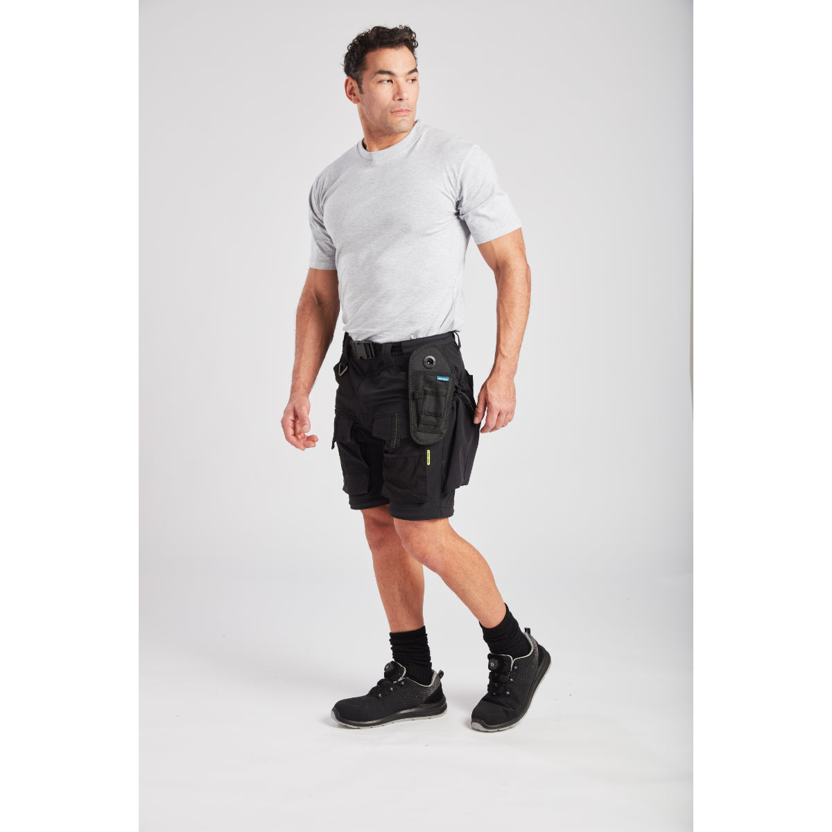 Portwest BX321 trousers, close-up of magnetic flap pockets