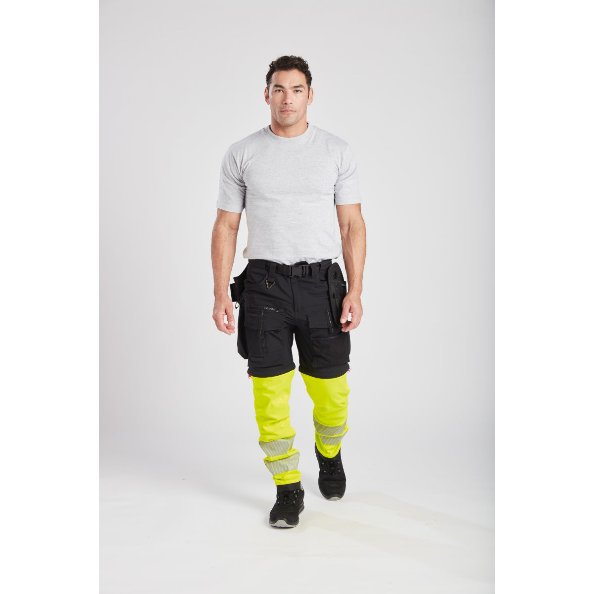 Portwest BX321 trousers, clip-on pocket system demonstrated
