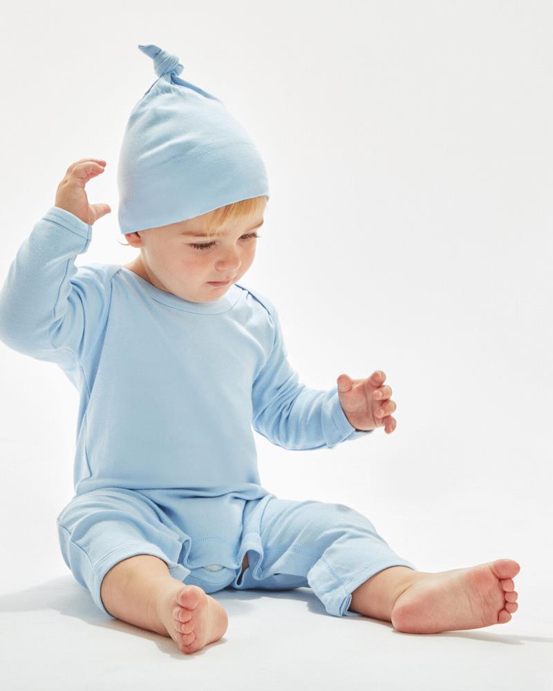 Natural-colored one-knot baby hat by Babybugz, on a baby.
