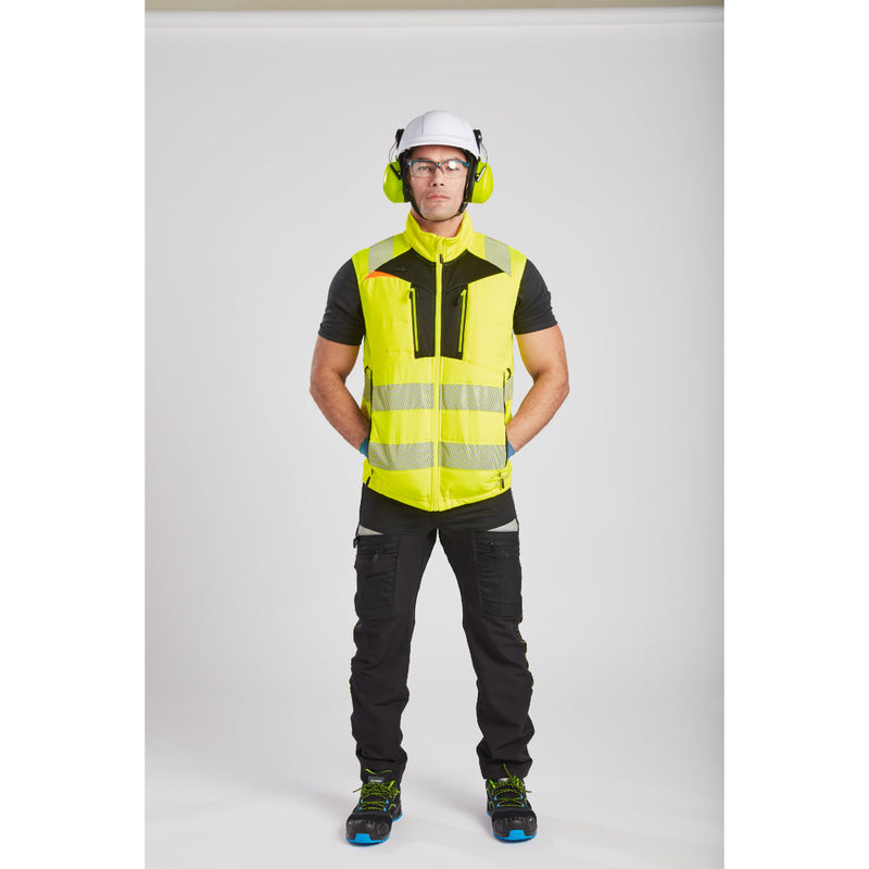 Model demonstrating the secure fit of the Tech Look Plus Spectacles (PS11) as part of a complete Portwest PPE kit.