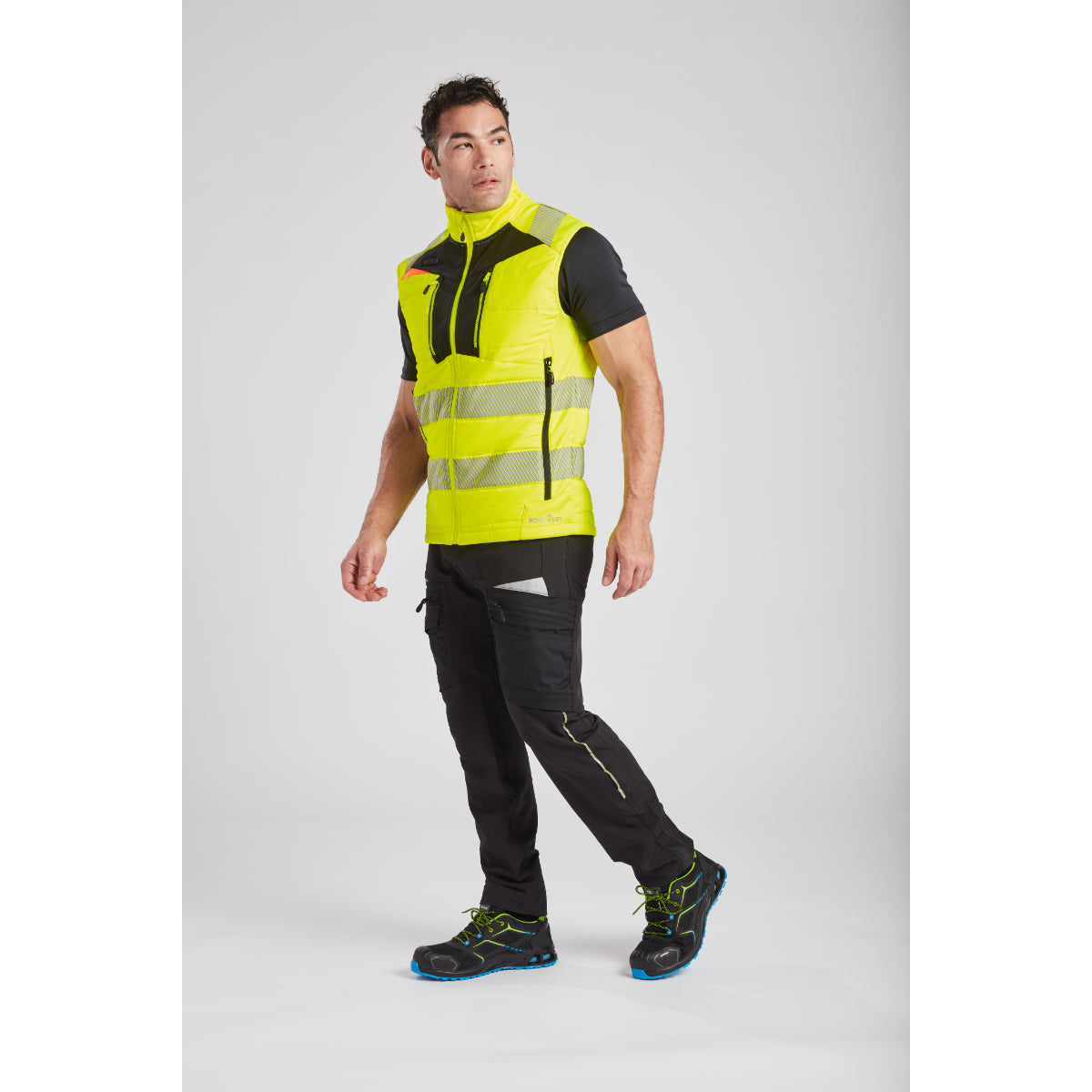 Portwest DX4 Hi-Vis Softshell Bodywarmer