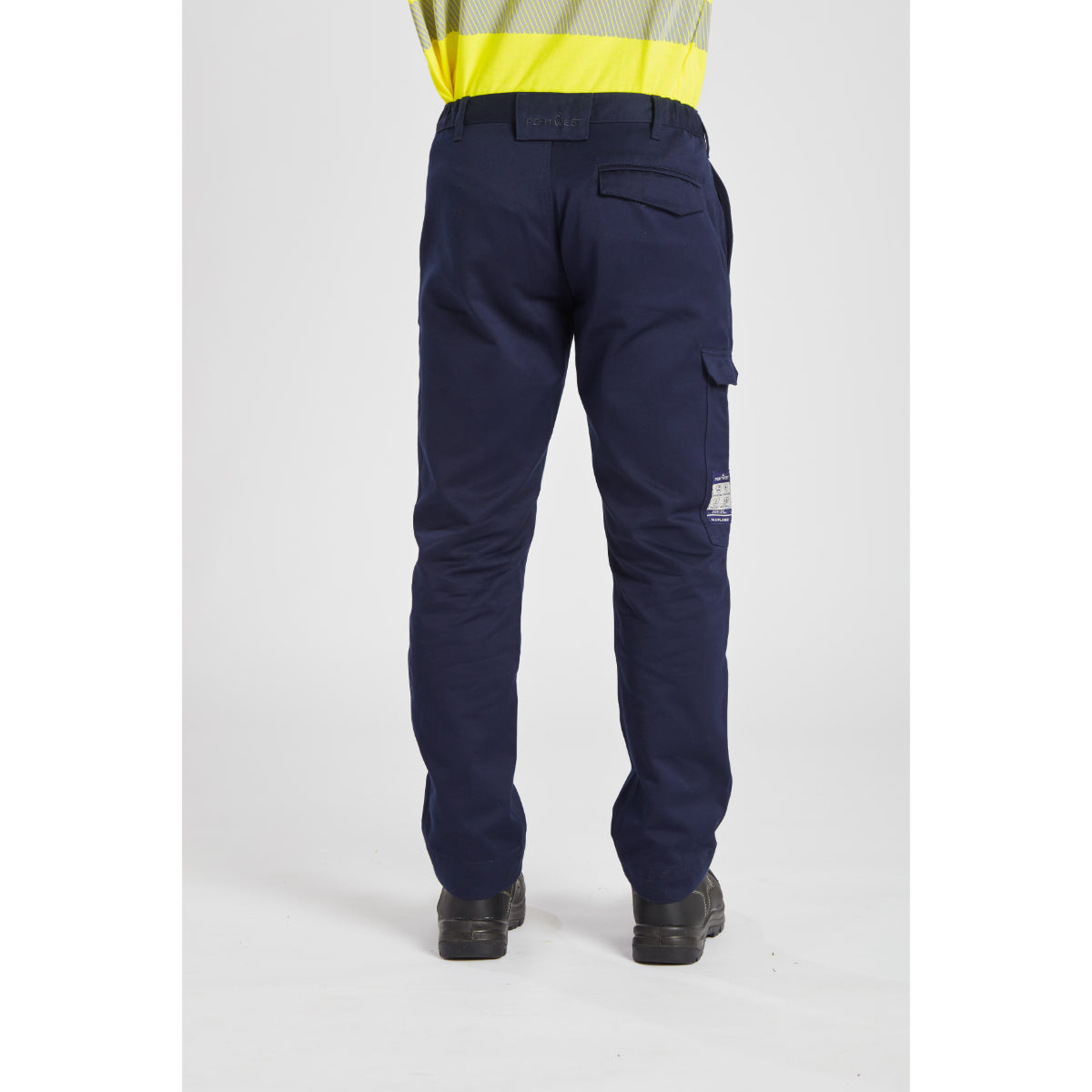 Close-up on the pockets of the Portwest FR Molten Metal Trouser.