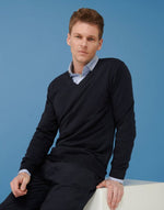 Henbury Lightweight V-Neck Jumper - thumbnail 4