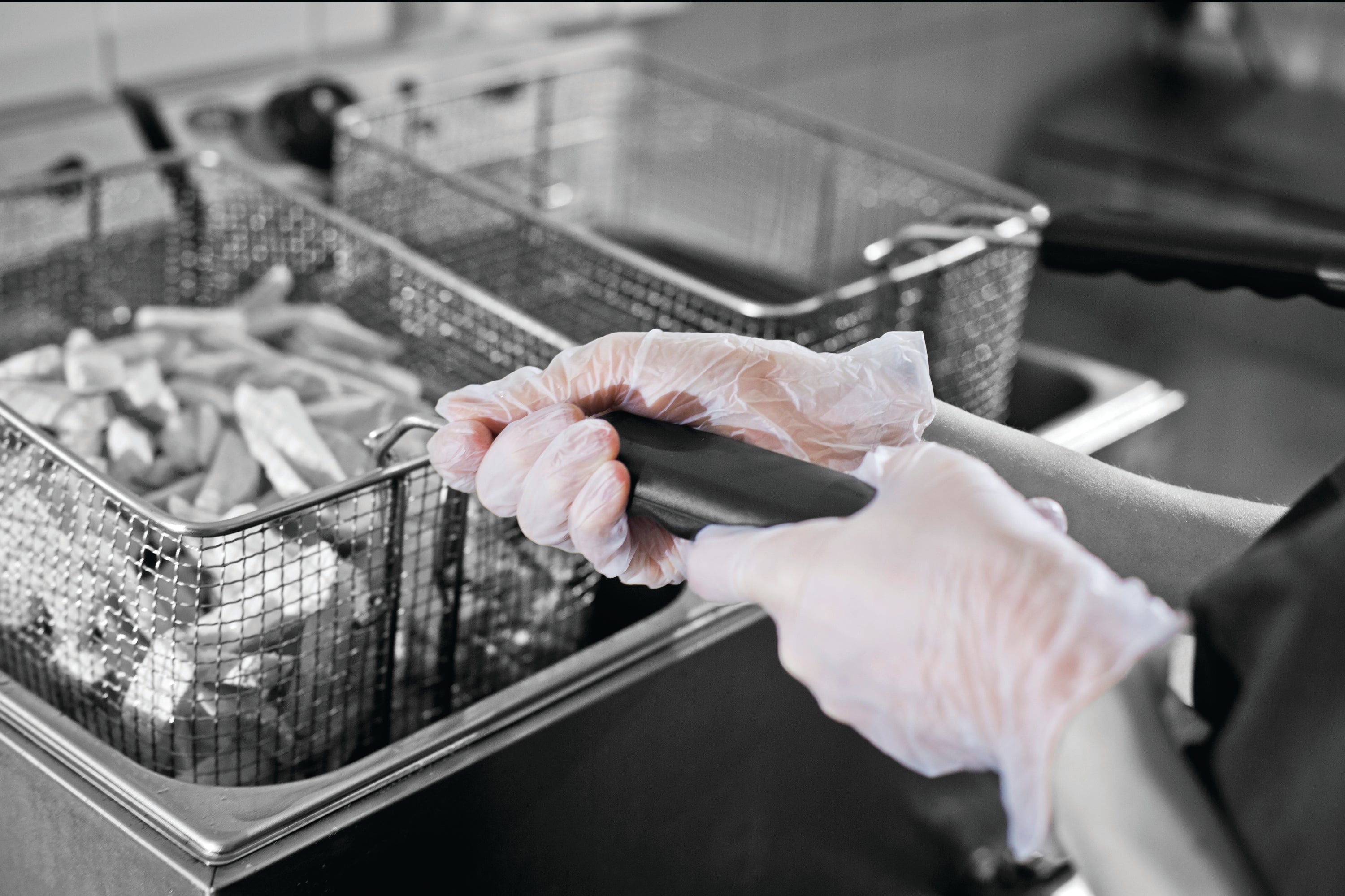 HPC Healthline Shield Powder-free Vinyl Gloves Medium Clear – (Pack of 100)