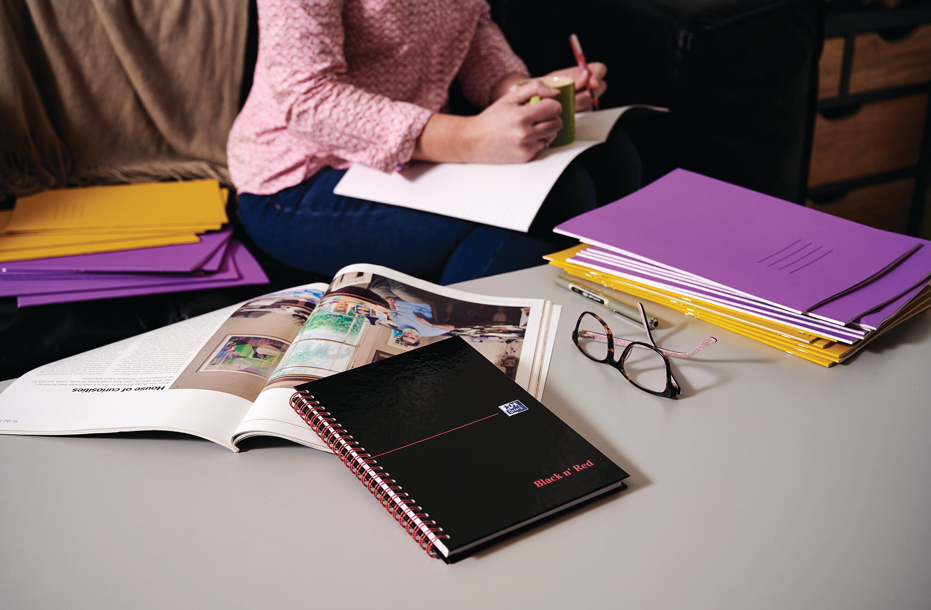 Black N Red Wirebound A-z Hardback Notebook A5 – (Pack of 5)