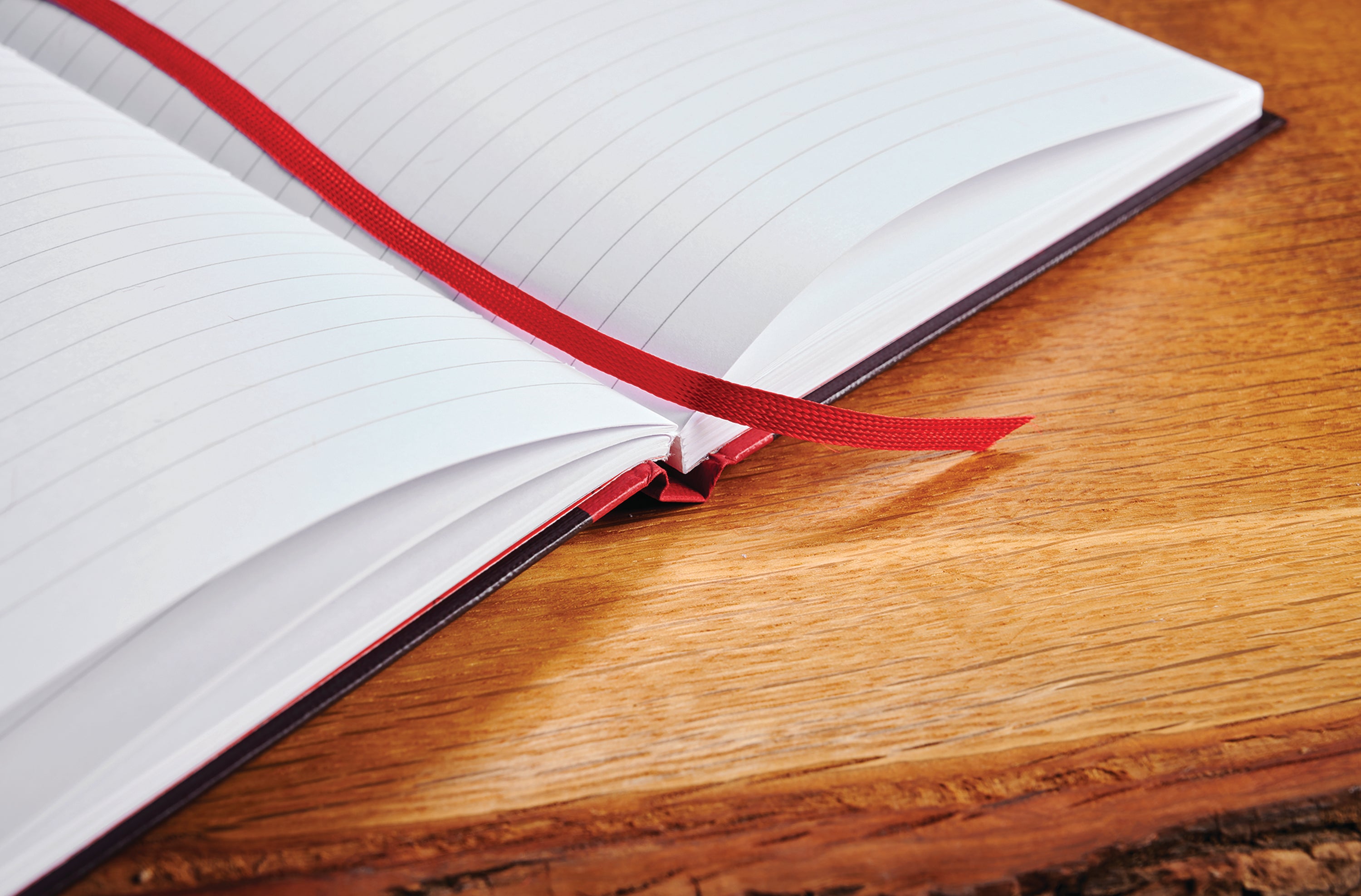 Black n' Red Casebound Recycled Hardback Notebook 192 Pages A4 – (Pack of 5)