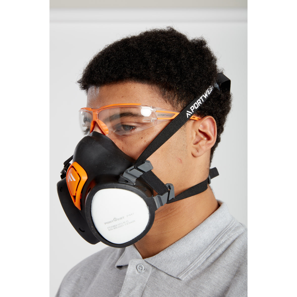 Side view of the Portwest P440 A2P3 ready-to-use half mask respirator.