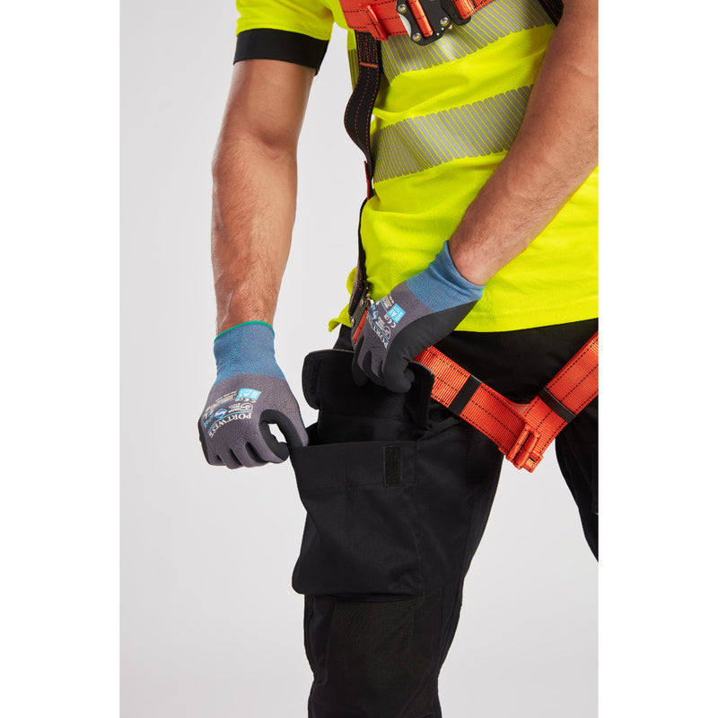 Ultra 3-point harness with multiple adjustment straps and reinforced safety features