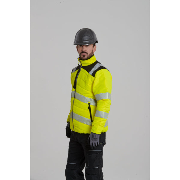 A person wearing Portwest Dermiflex Aqua gloves in the rain.