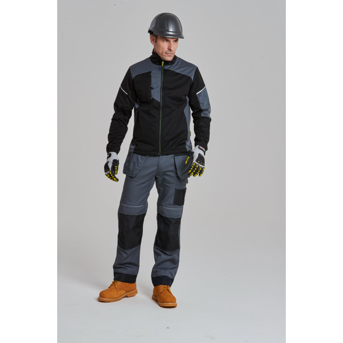 Full safety gear including the Portwest jacket and gloves.