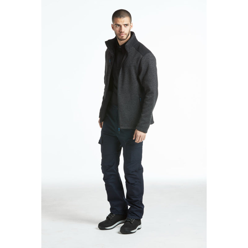 Worker showing the Portwest Performance Fleece features.