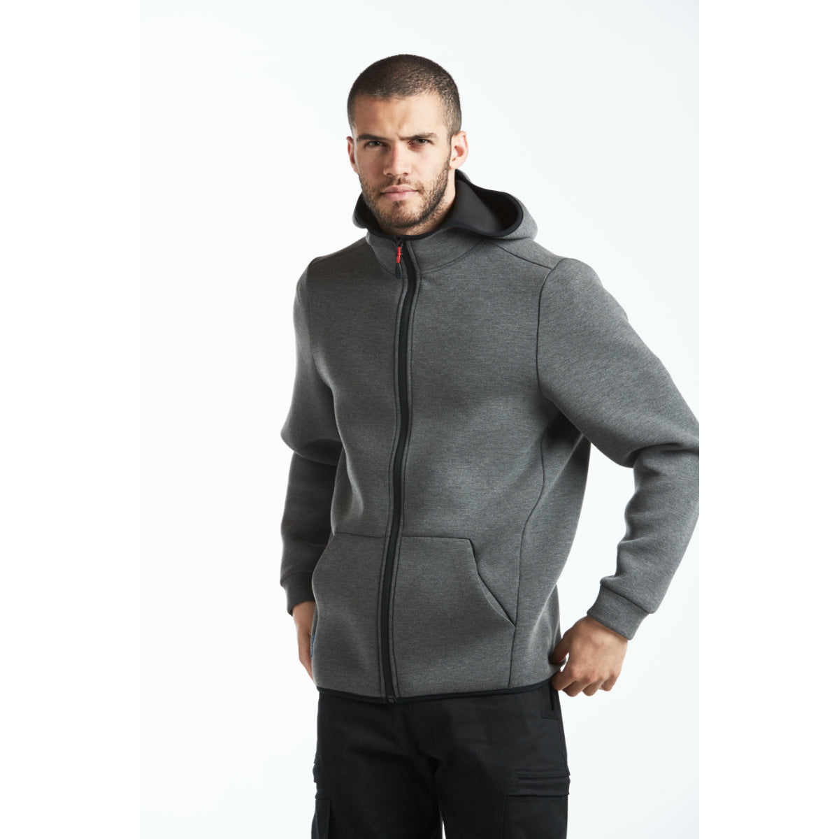 Model jogging in T831 and T801 long-sleeve performance top