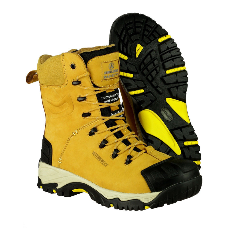 Back of the Amblers FS998 boot.