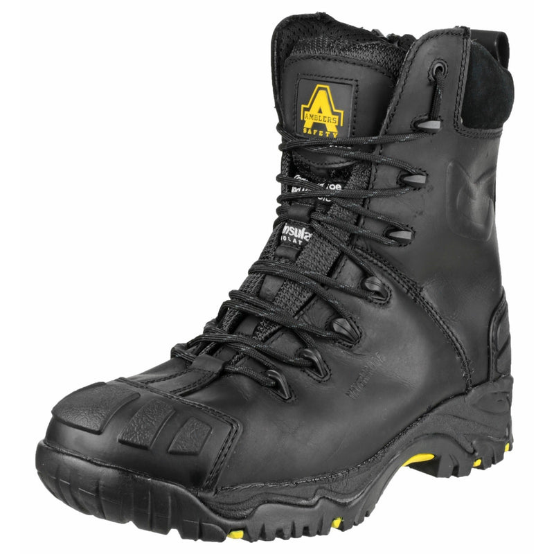 The heavy-duty tread pattern on the sole of the Amblers FS999 safety boot.