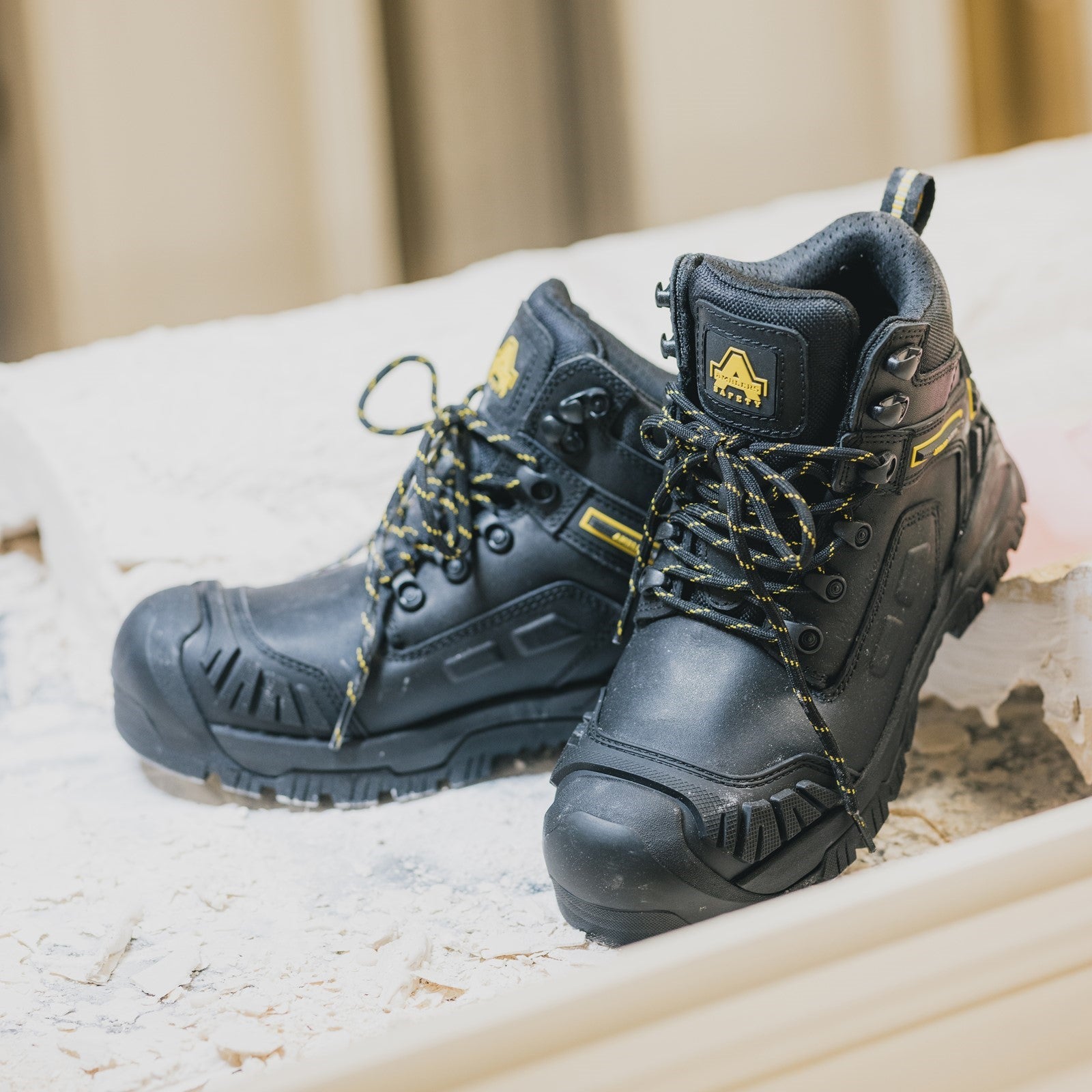 Padded tongue of the brown Mary safety boot.