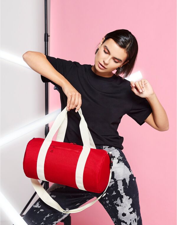 A simple navy Universal Backpack, perfect for everyday use.