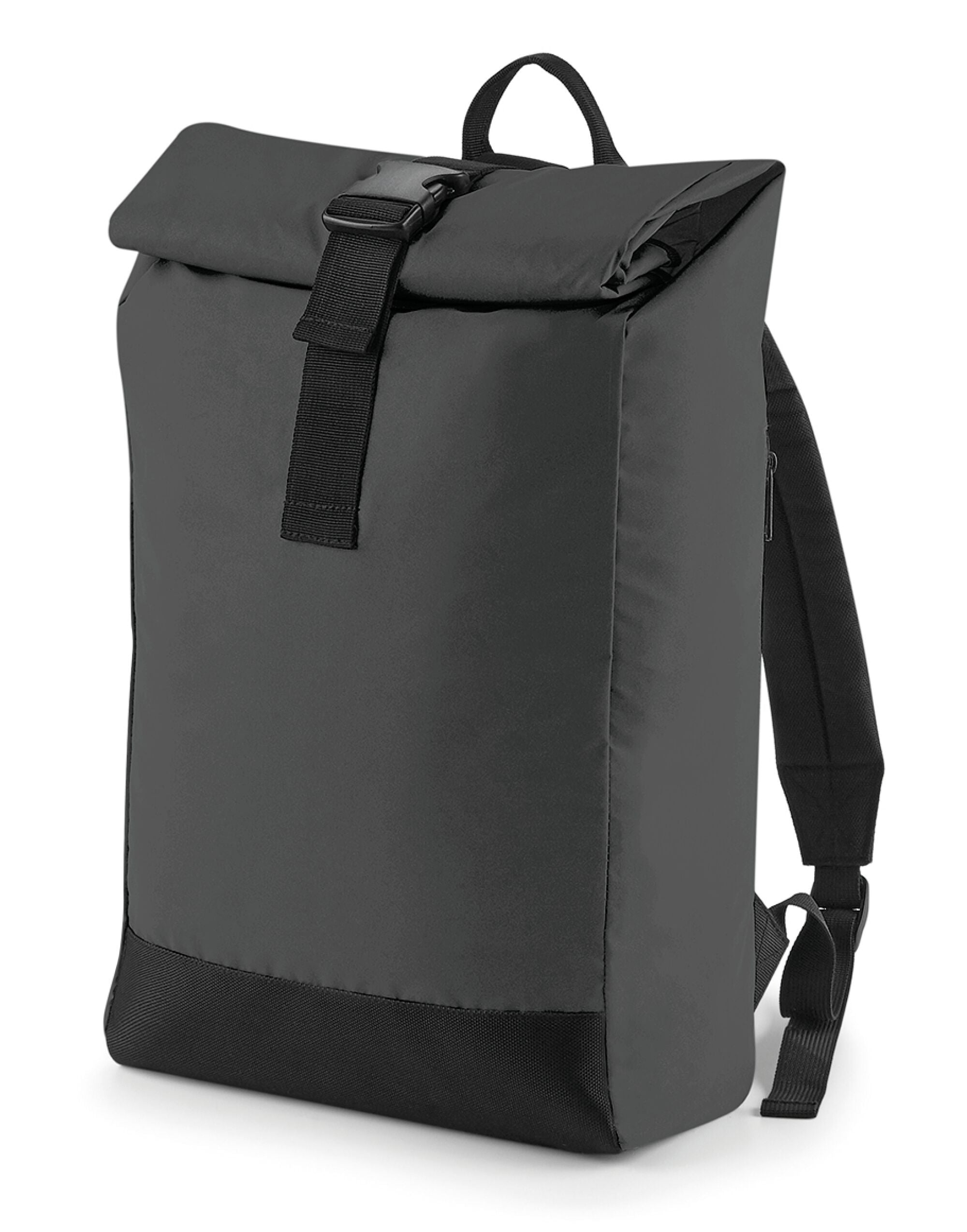Detail of the water-resistant zipper on the black Scuba Backpack.
