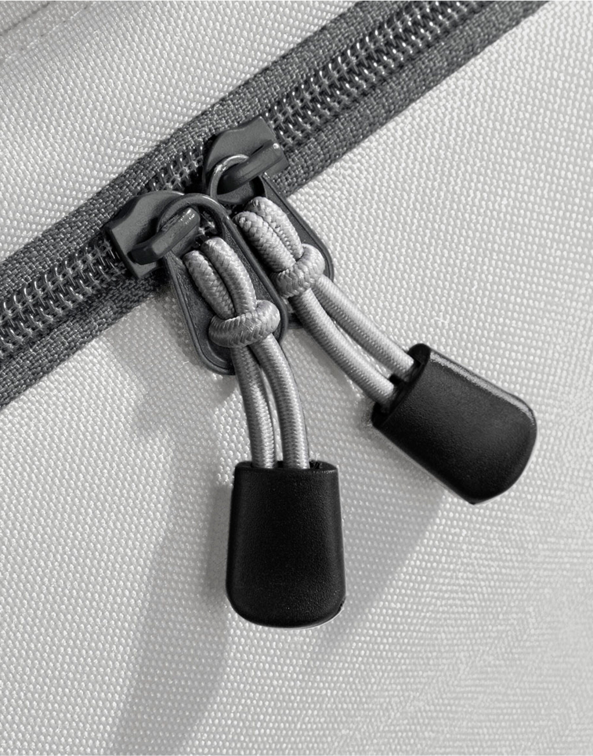 Full side profile of the grey marl Bagbase Athleisure Holdall.