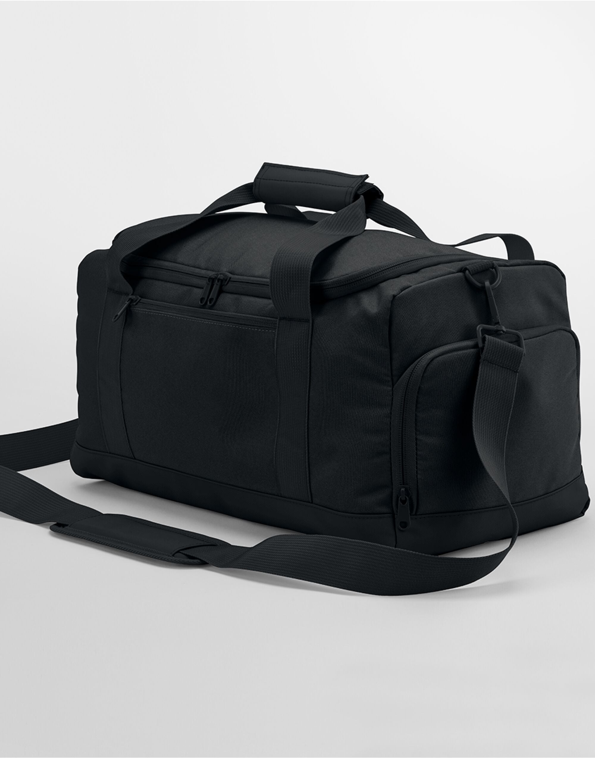 Close-up of the durable webbing handles on the Bagbase Small Training Holdall.