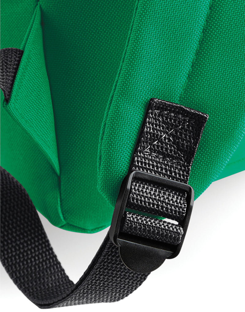 The main compartment of the navy retro shoulder bag.