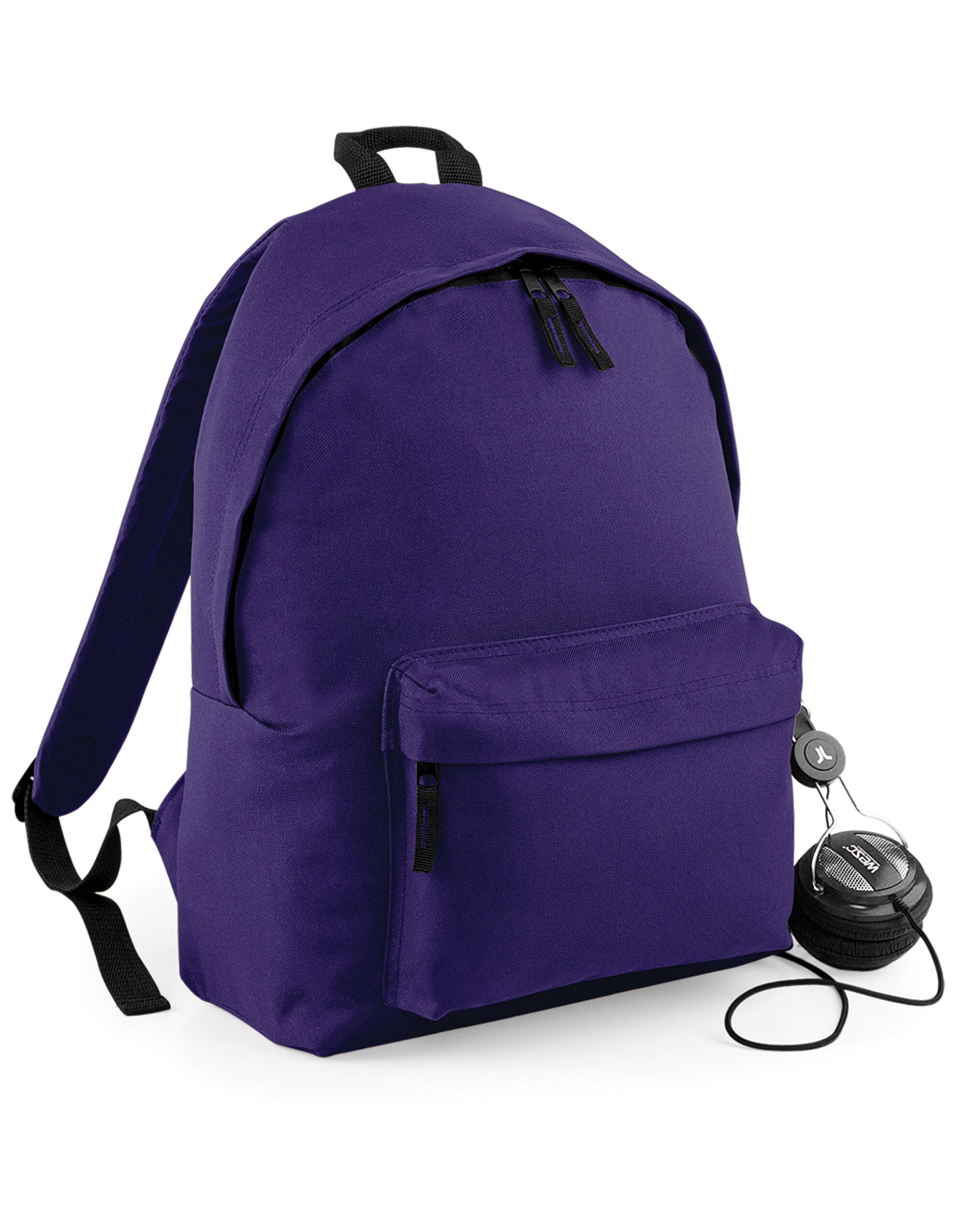 Person carrying the navy XL Original Barrel Bag to show scale.