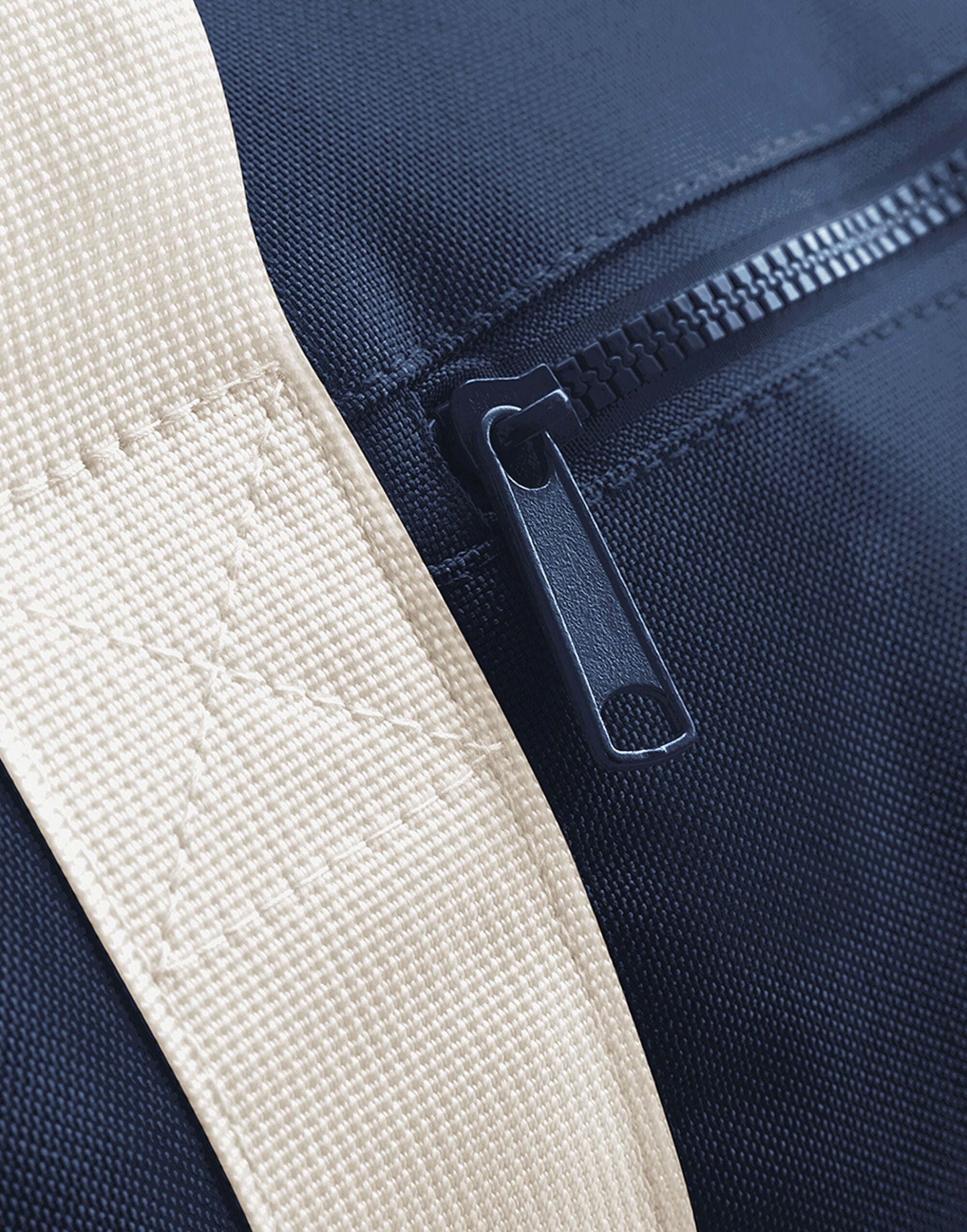 A black Bagbase Modulr 1-Litre Multipocket pouch.