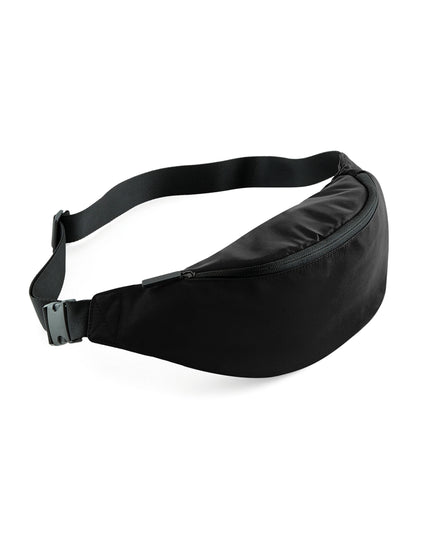 Front view of the larger 2-litre multipocket pouch in black.
