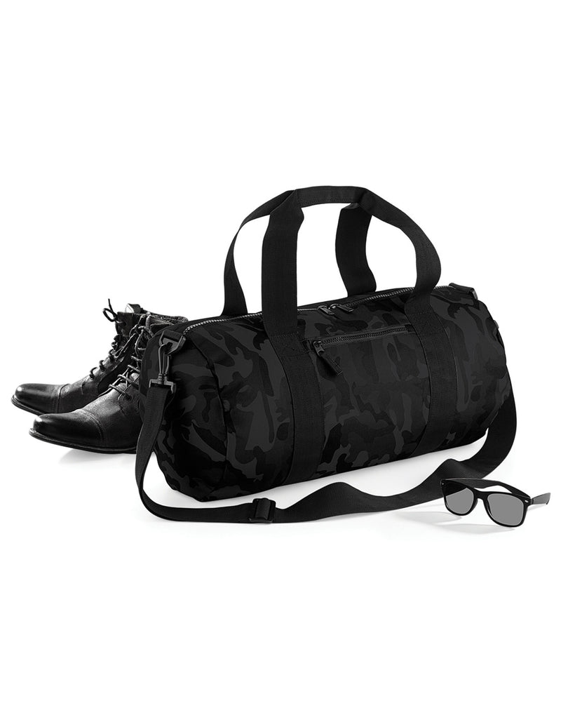 A red recycled gymsac made from sustainable materials.